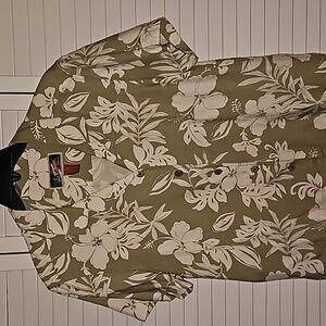LA CABANA FLORAL HAWAIIAN SHIRT sz PL